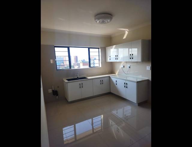 2 BEDROOM PROPERTY TO RENT IN WESTRIDGE